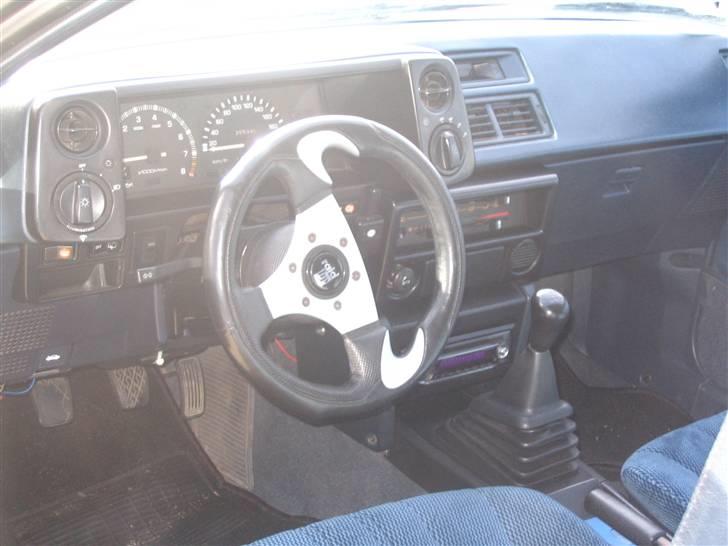 Toyota Corolla GTT Coupé AE86 billede 6