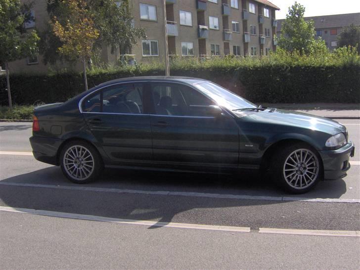 BMW 328i. SOLGT.      billede 2