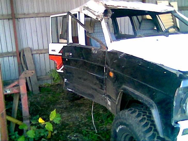 Nissan patrol  den er solgt - den ene side ser heller ikk for godt ud. billede 11
