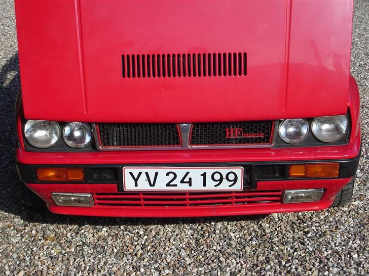 Lancia Delta Hf Integrale*Solgt* - lækker vinkel. billede 2