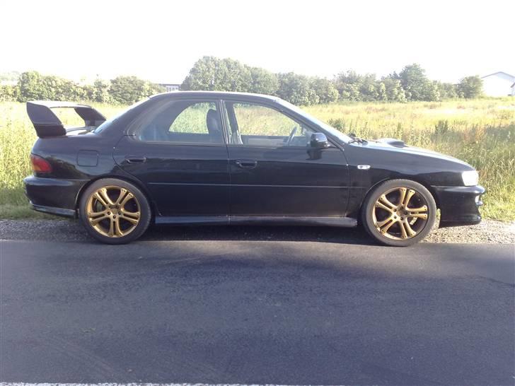 Subaru Impreza Turbo "Solgt" billede 8