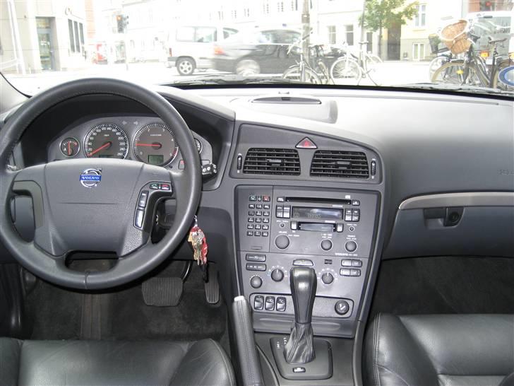 Volvo V 70 D5 SOLGT ! billede 3