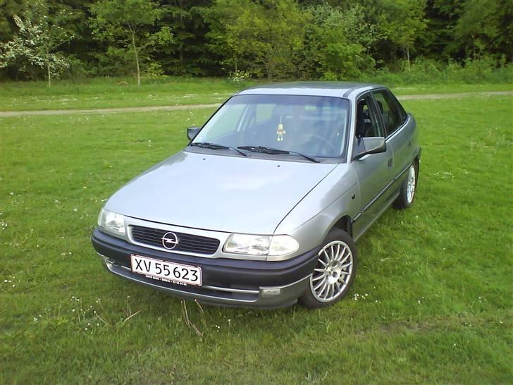 Opel Astra f gls billede 2