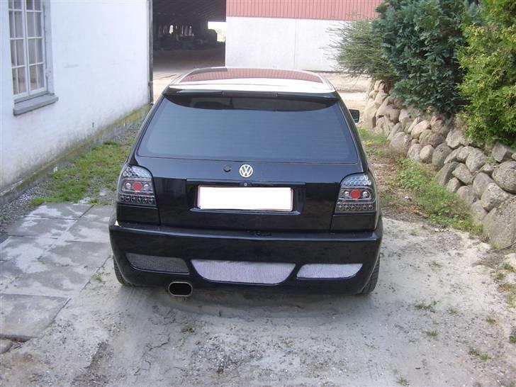 VW golf 3 "DØD" - der mangler lige en visker arm her bagpå den kommer billede 6