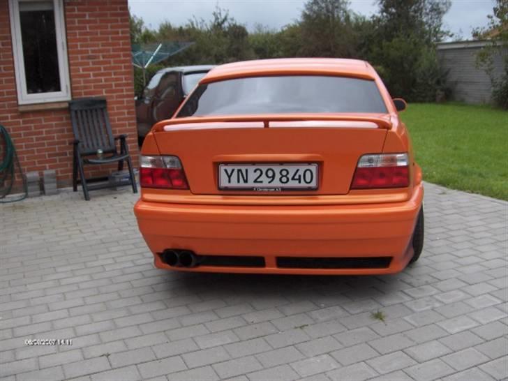 BMW 325i solgt billede 9