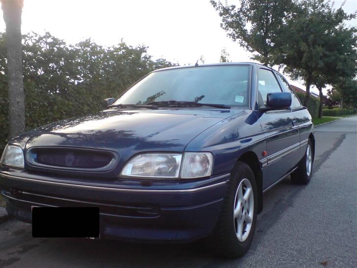 Ford Escort CLX *SOLGT* billede 7