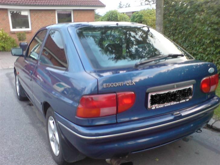 Ford Escort CLX *SOLGT* billede 8