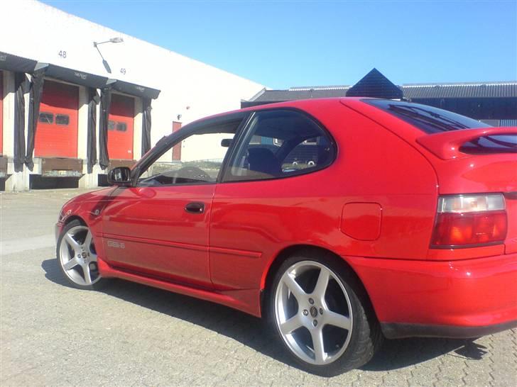 Toyota Corolla 1,6 GSI " Solgt " billede 8