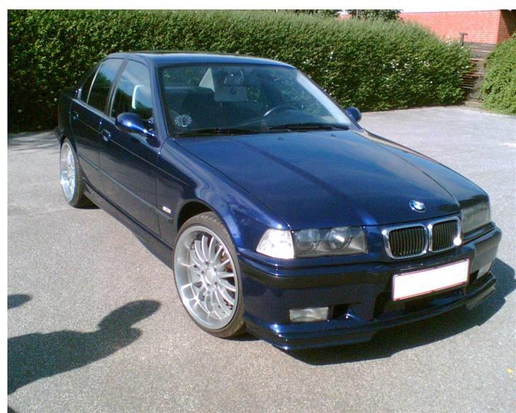 BMW 323i billede 16