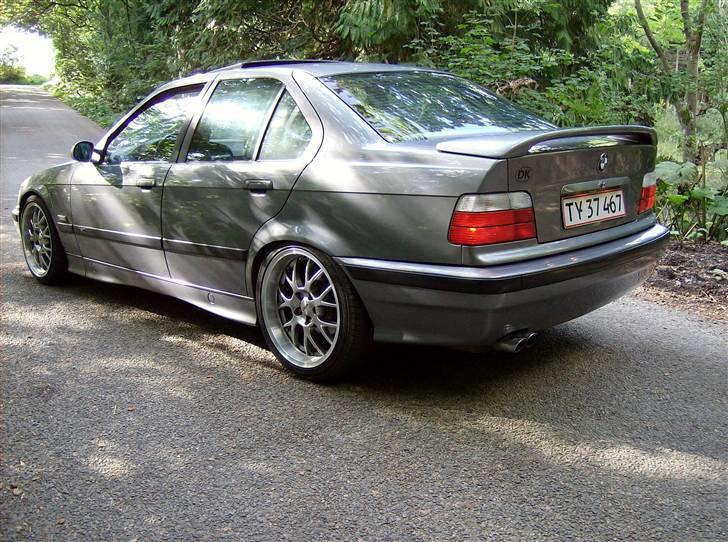 BMW 325i billede 5