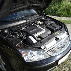 Ford Mondeo Trend+ 2,5 V6