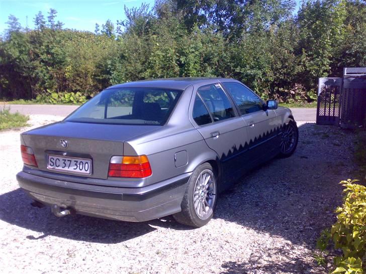 BMW 325i SOLGT billede 3