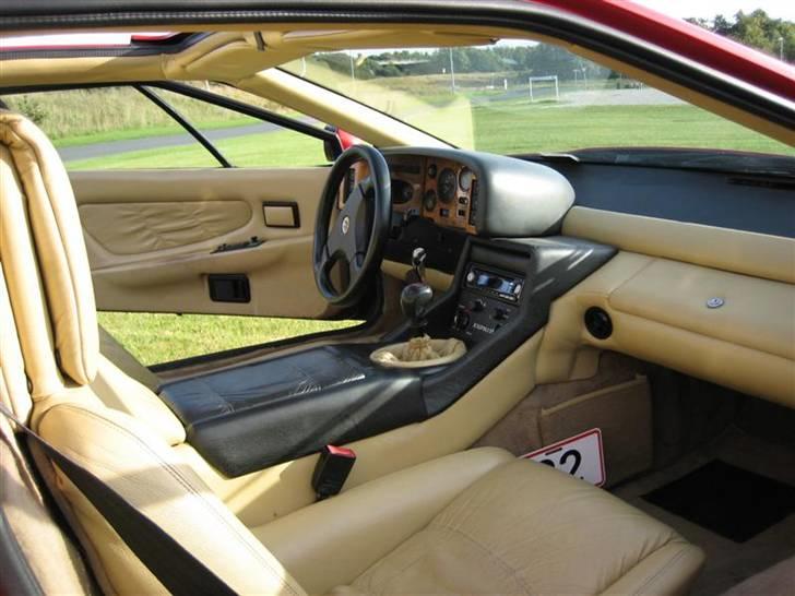 Lotus Esprit SE Turbo Solgt billede 14