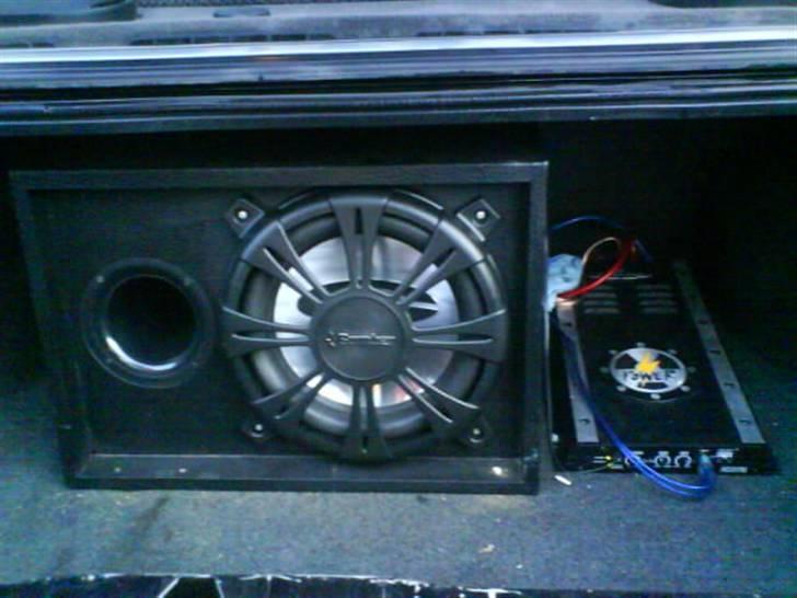 BMW e30 (solgt) billede 7