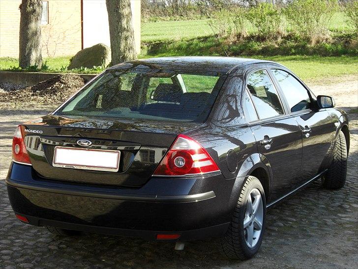 Ford Mondeo Trend+ 2,5 V6 billede 5