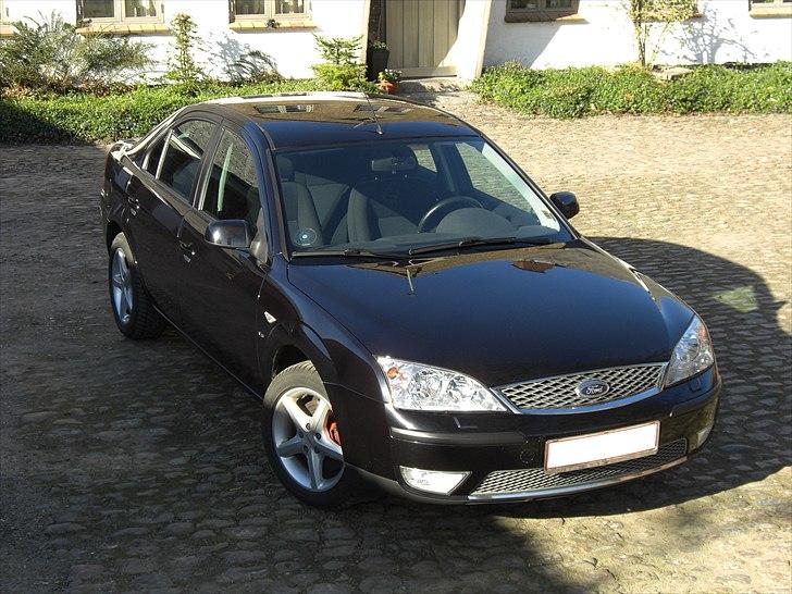 Ford Mondeo Trend+ 2,5 V6 billede 6