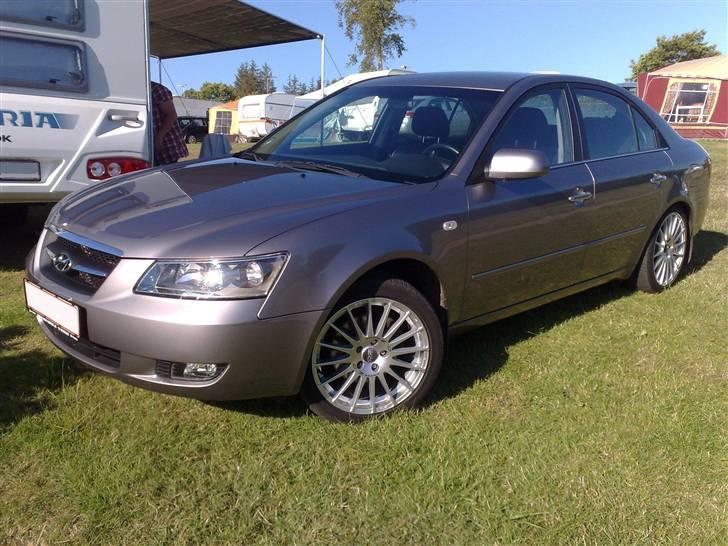 Hyundai Sonata CRDI GLS Motor DØD RIP - Hyundai Sonata 2,0 CRDI GLS 2007 AKA GULDGRISEN 6 foran "Hanne 2" fra Strandby aka Sommerhusetpåhjul billede 1