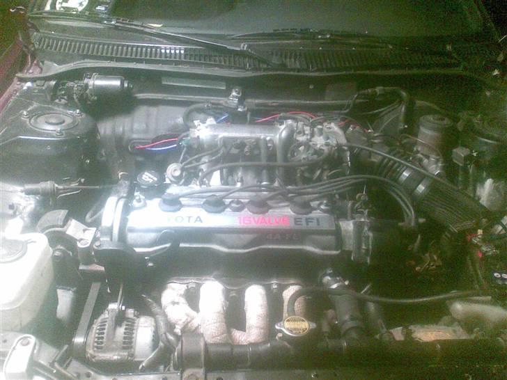 Toyota Corolla 1.3 #TOTALSKADET# - Hjertet billede 13