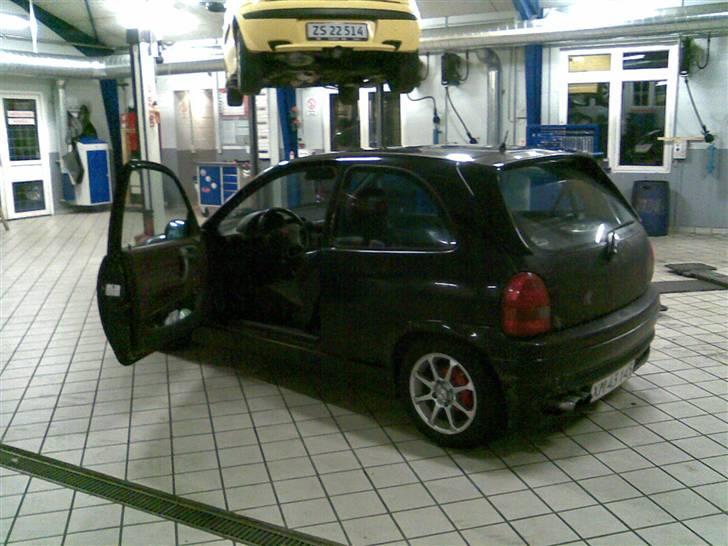 Opel Corsa 1,4 NZ-Sport Solgt! billede 4