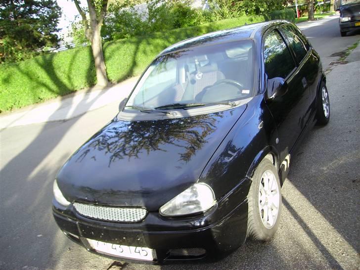 Opel Corsa 1,4 NZ-Sport Solgt! billede 10