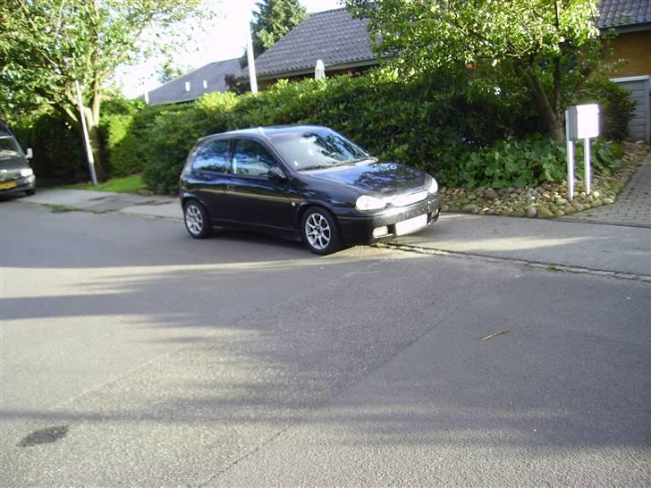 Opel Corsa 1,4 NZ-Sport Solgt! billede 12