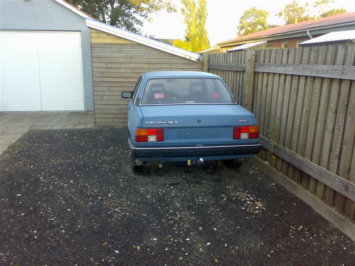 Opel ascona 1,6s sedan billede 2