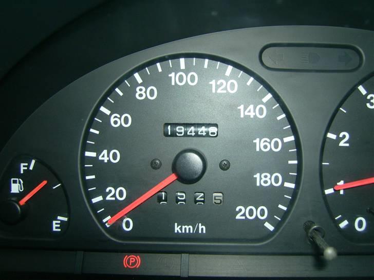 Suzuki Swift 1.3 *SOLGT* billede 7