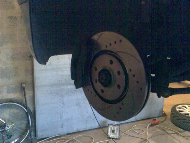 Peugeot 406 2,0 *Solgt* - Nye monteret sportsskiver og sparco klodser for, samt bremseslanger.. billede 16