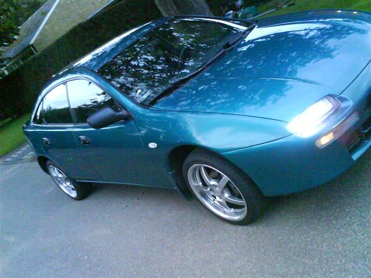 Mazda 323 F billede 10