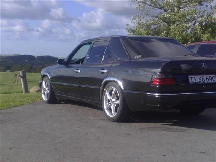 Mercedes Benz W124 billede 5