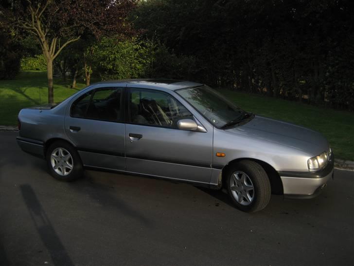 Nissan Primera 2.0 SLX billede 4