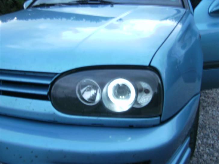 VW                    Golf 3 - Blå ringe i lygterne billede 18