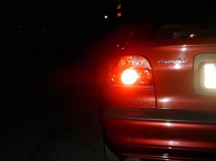 Ford Mondeo 1,8i CLX *SOLGT* billede 13