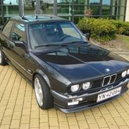 BMW e30 325i 24v