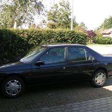Peugeot 605 2,0 Sli *SOLGT*