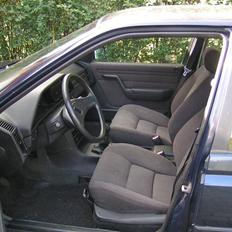 Peugeot 605 2,0 Sli *SOLGT*