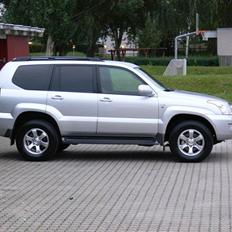 Toyota Land Cruiser 120