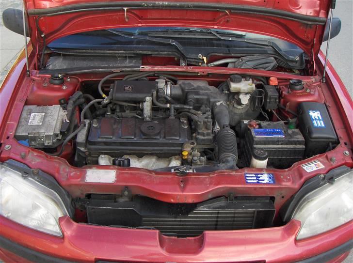 Peugeot 106 SOLGT billede 8