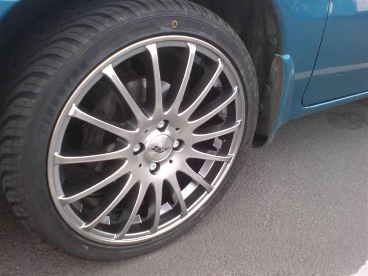 Mazda mx3 (solgt) billede 2