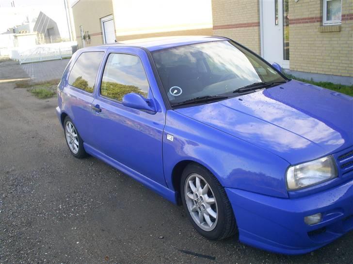 VW Golf 3 1,9 TDI - SOLGT - Hjemme foran min crip! billede 1