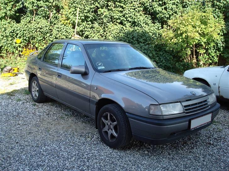 Opel Vectra A 2,0 8v (SOLGT) billede 3