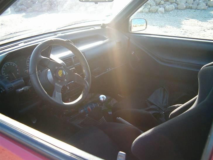 Daihatsu Charade 1.6 Gokart SOLGT - Herfra al ondskaben sker :D billede 7