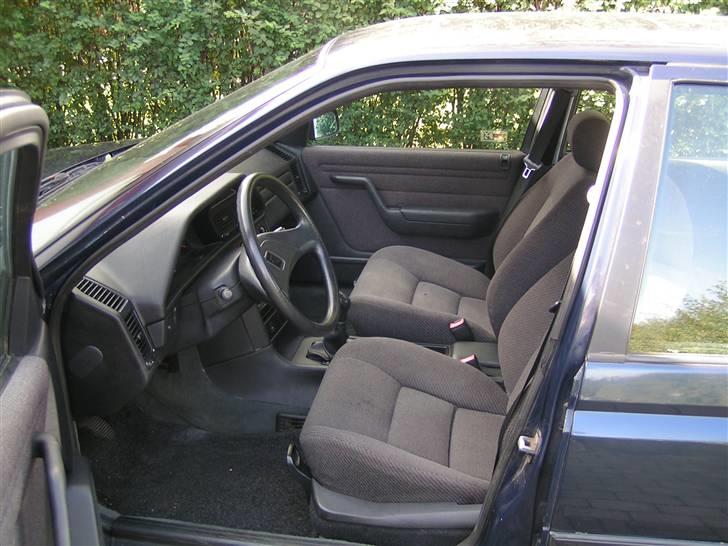 Peugeot 605 2,0 Sli *SOLGT* billede 3