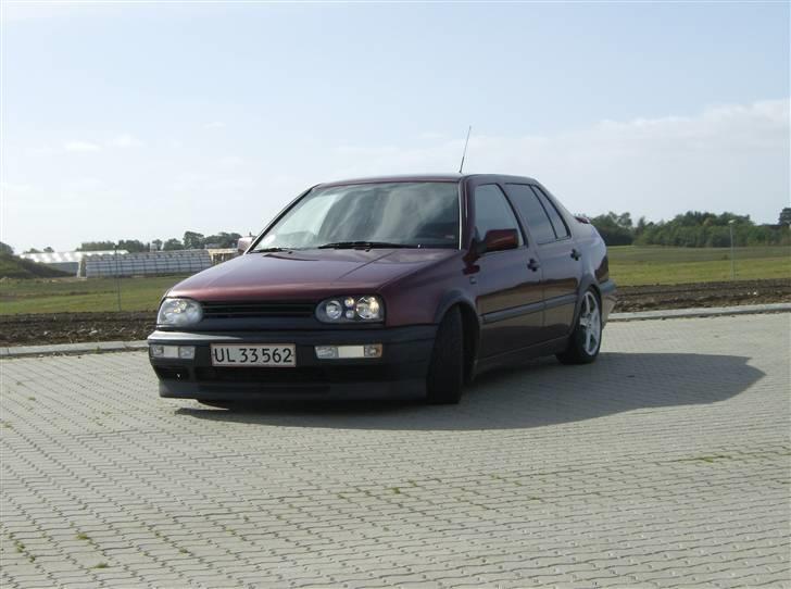 VW Vento Solgt! billede 4