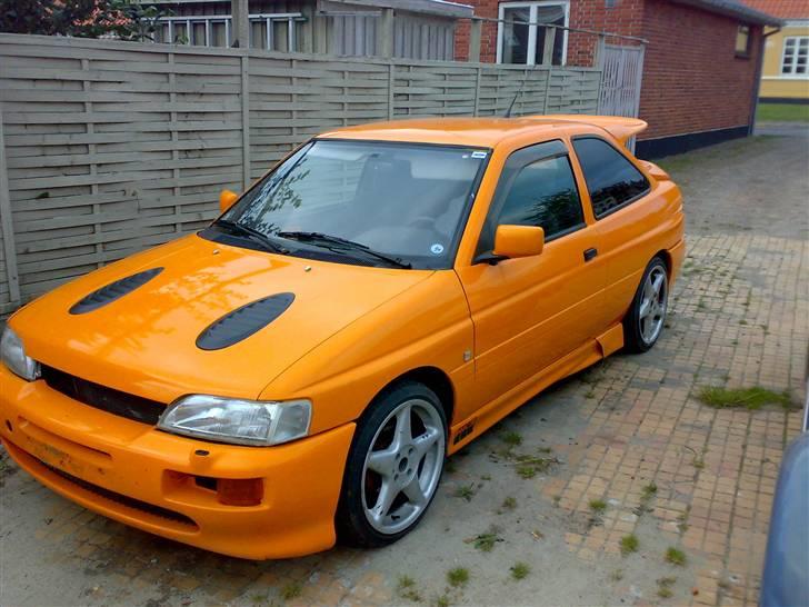 Ford Escort - Her har vi så min Cossie look-a-like (: billede 1