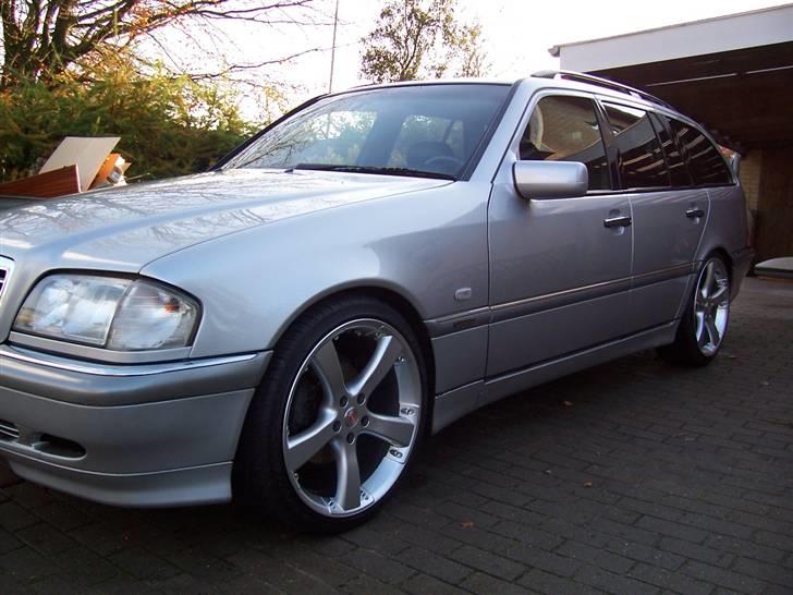 Mercedes Benz C250 TD ST.CAR AUT. billede 1