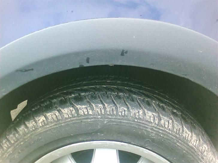 VW vento (BYTTET VÆK!) - Før den fik gevind (foran) billede 6