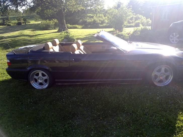 BMW E36 cabirolet  SOLGT billede 3