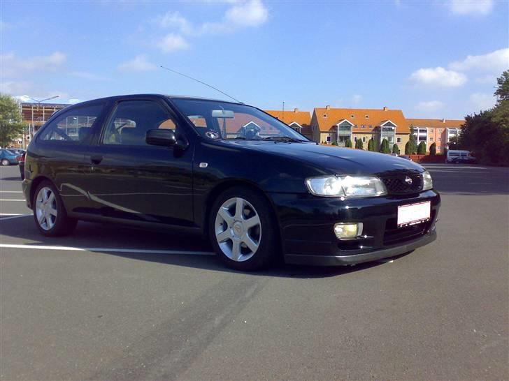 Nissan Almera 2,0 SRX  billede 2