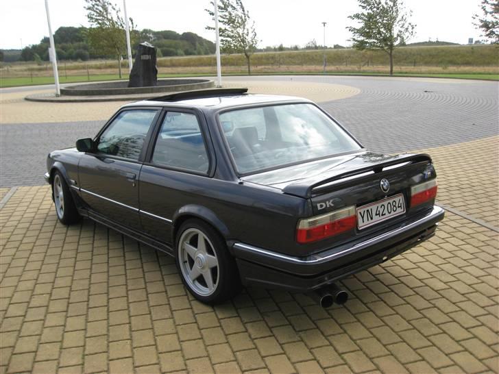 BMW e30 325i 24v billede 4